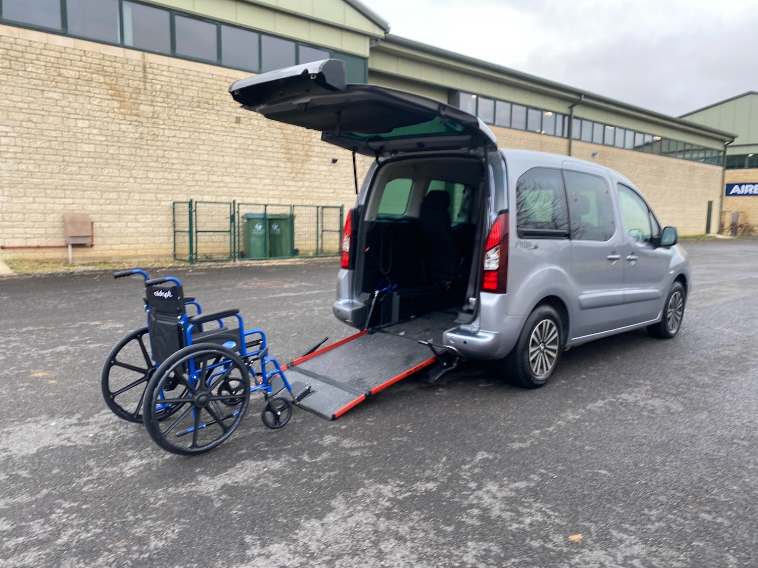 Used Peugeot Partner Tepee 2017 for sale - 76340399: Photo 8