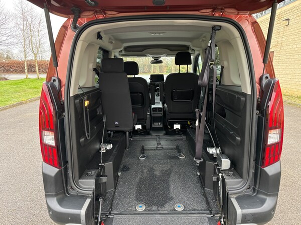 Used Peugeot Rifter 2021 for sale - 76075917: Photo 8