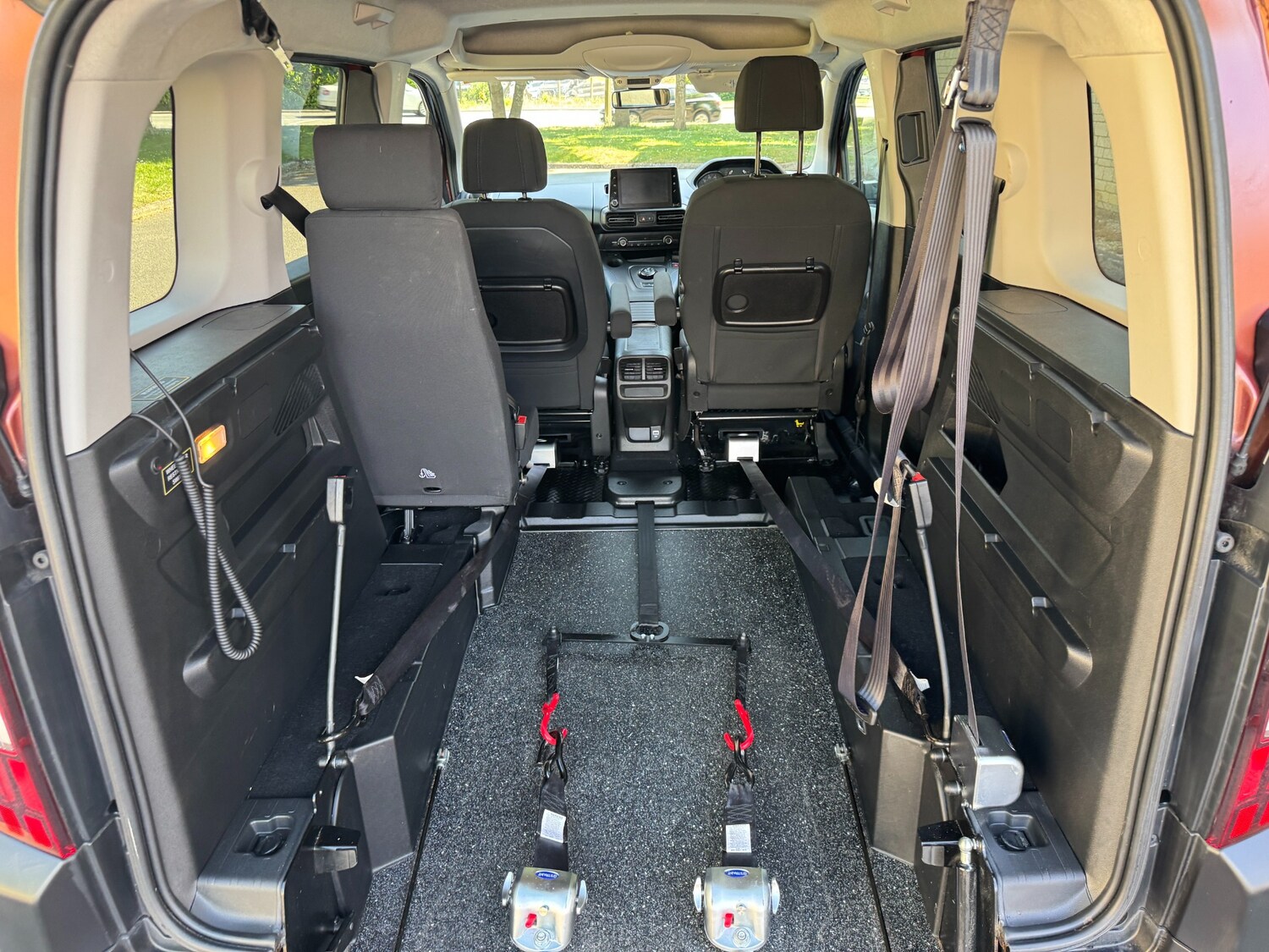 Vehicle 14