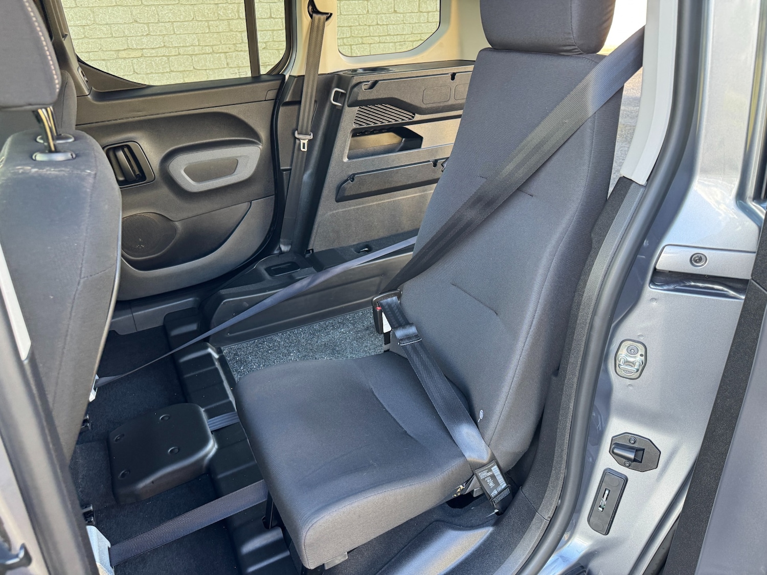 Vehicle 14