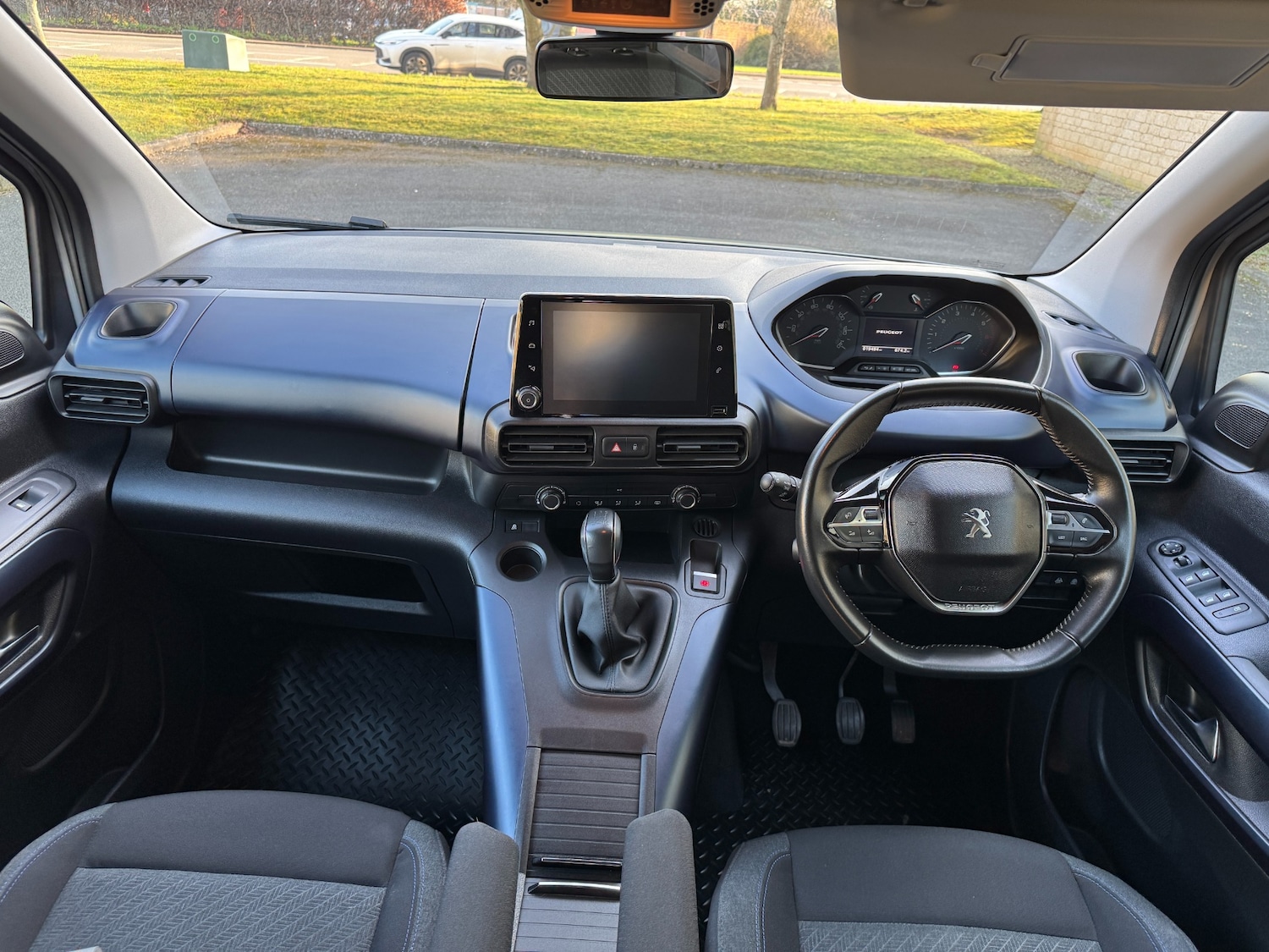 Used Peugeot Rifter 2019 for sale - 77762619: Photo 14