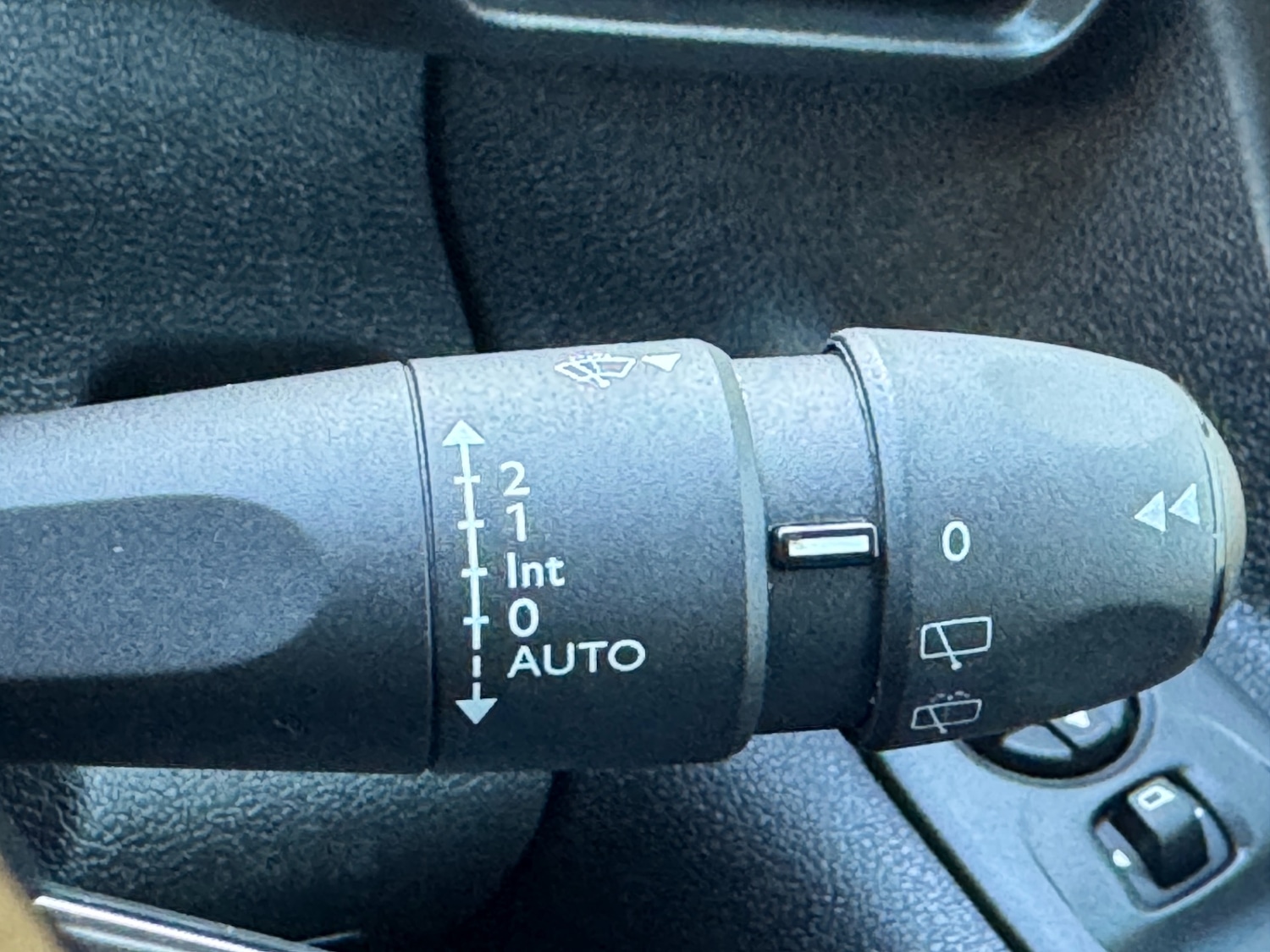 Used Peugeot Rifter 2019 for sale - 77762619: Photo 27