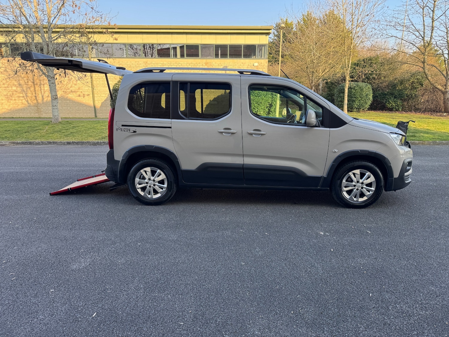 Used Peugeot Rifter 2019 for sale - 77762619: Photo 9