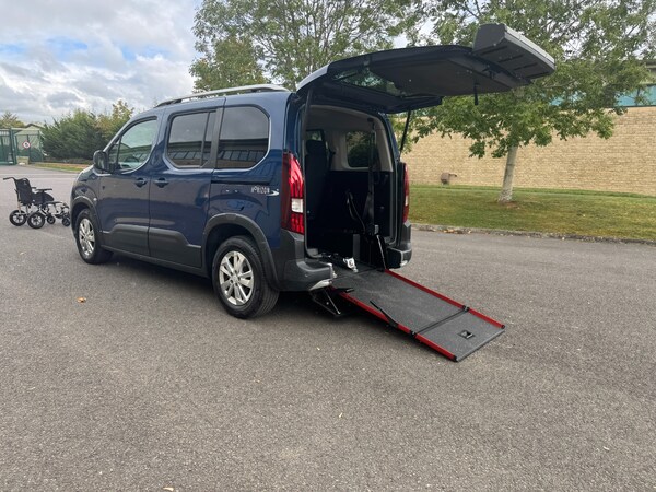Used Peugeot Rifter 2020 for sale - 76076324: Photo 4