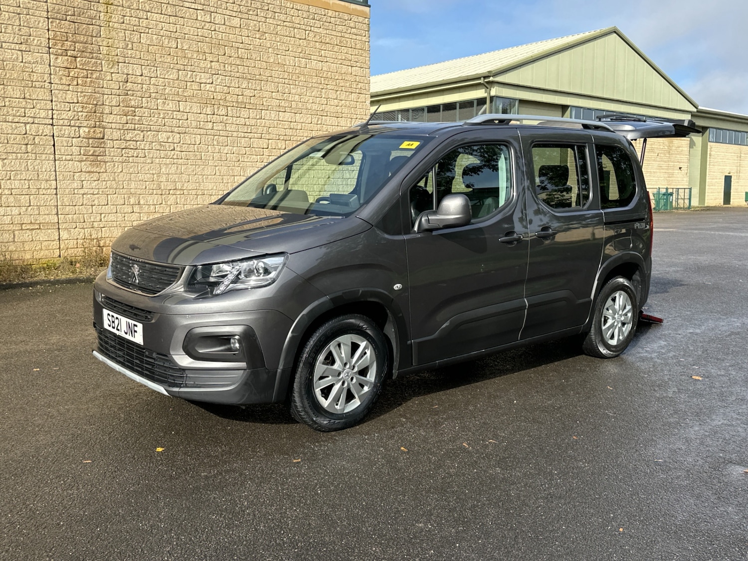 Used Peugeot Rifter 2021 for sale - 76273425: Photo 4