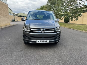 Used Volkswagen Transporter Shuttle 2019 for sale - 79813564: Photo