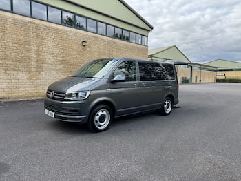 Used Volkswagen Transporter Shuttle 2019 for sale - 79813564: Photo