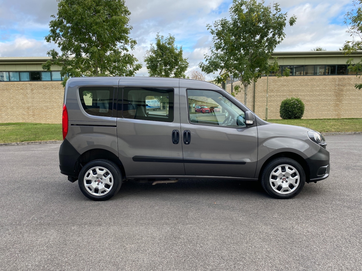 Used Fiat Doblo 2018 for sale - 77113179: Photo 7