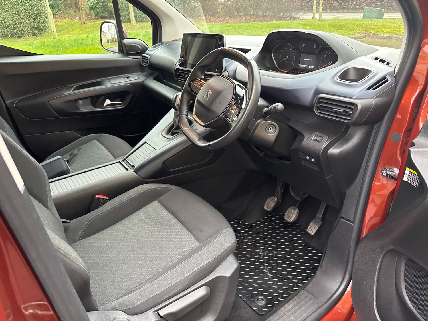 Used Peugeot Rifter 2019 for sale - 75995152: Photo 11