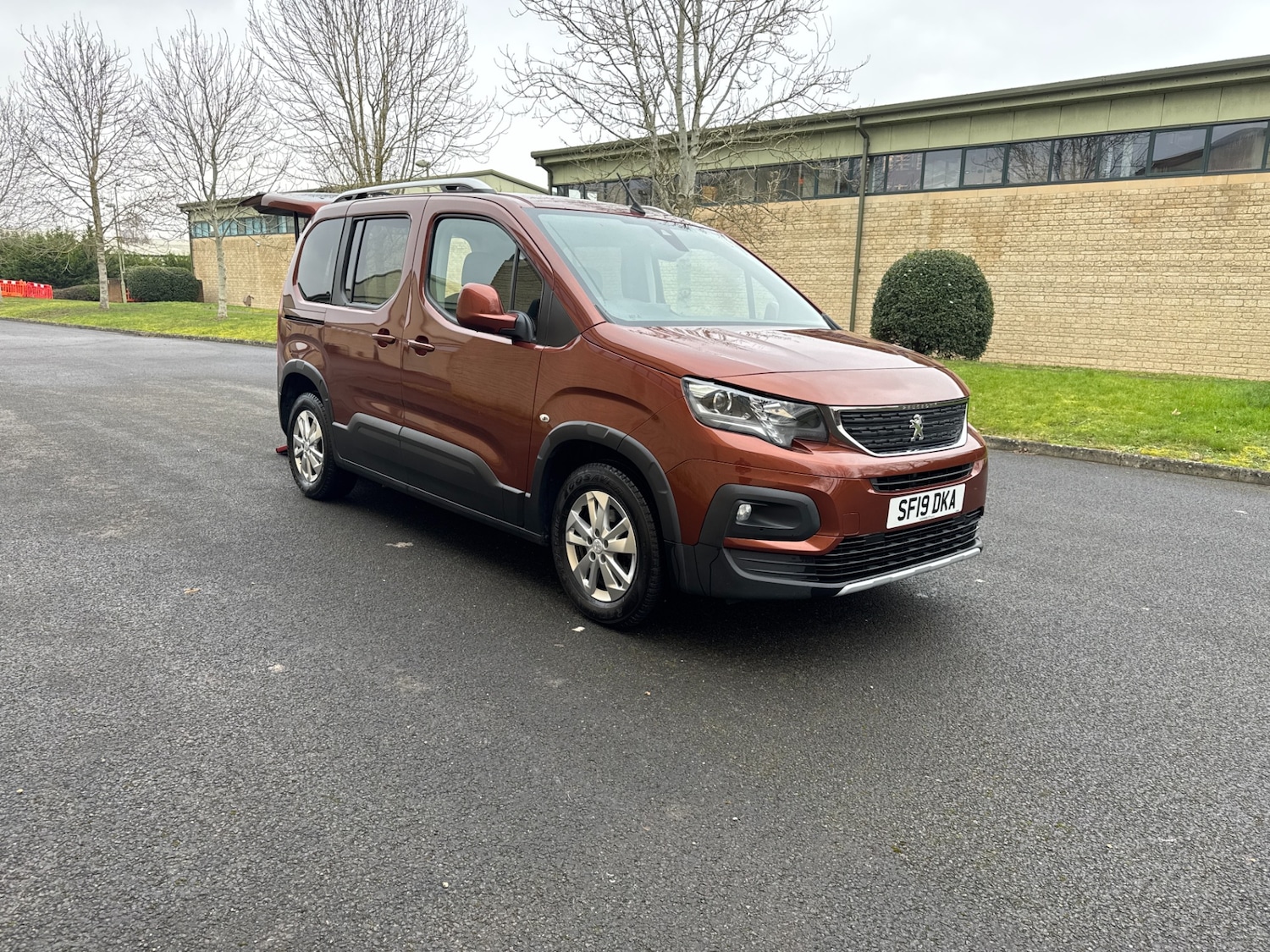 Used Peugeot Rifter 2019 for sale - 75995152: Photo 2