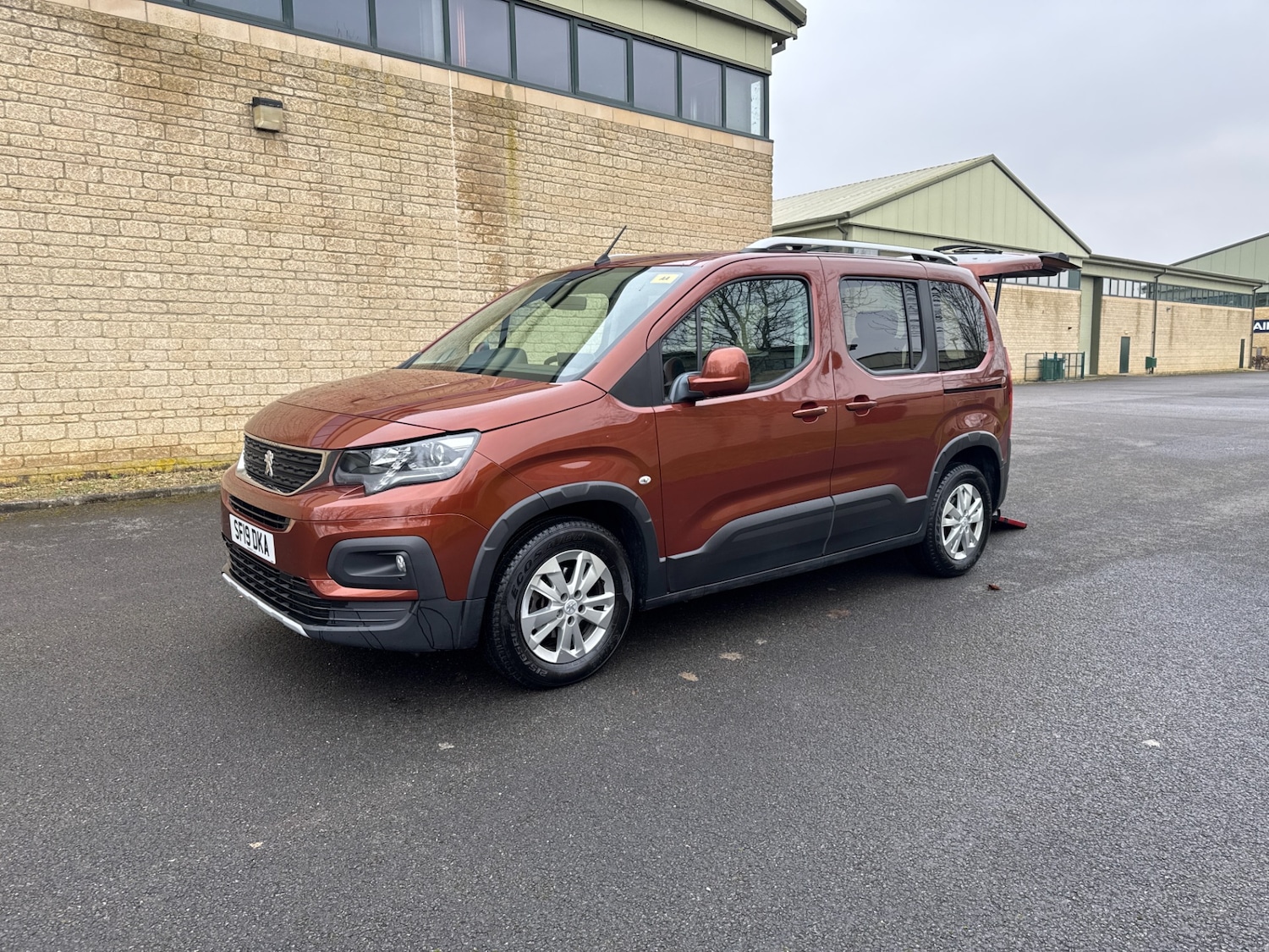 Used Peugeot Rifter 2019 for sale - 75995152: Photo 4