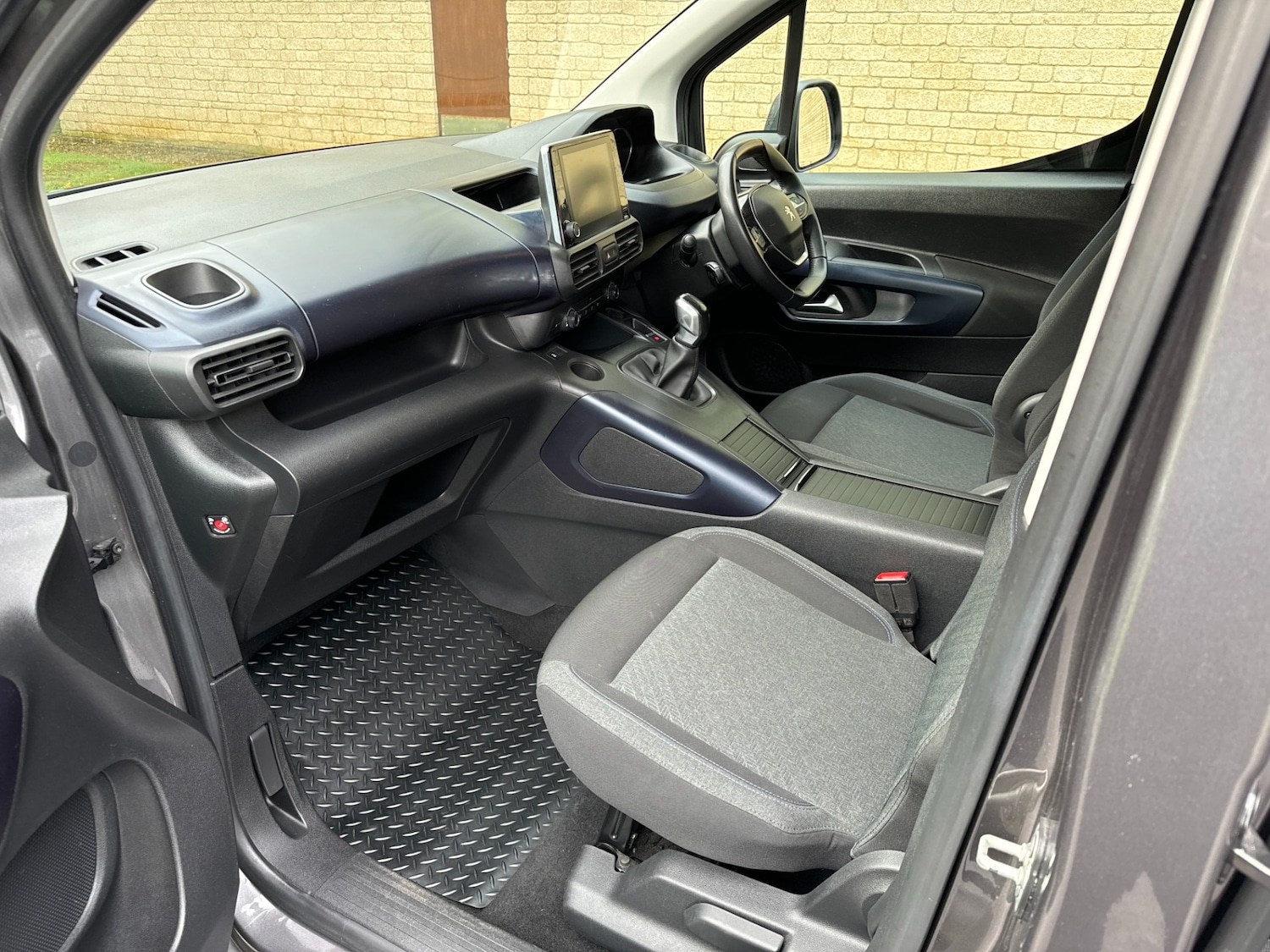 Used Peugeot Rifter 2019 for sale - 78150076: Photo 19