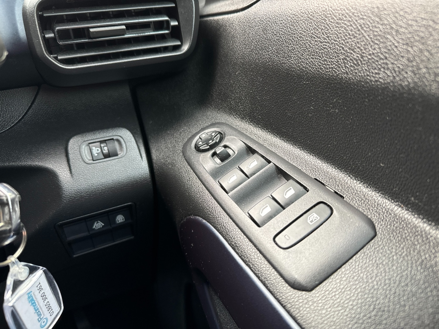 Used Peugeot Rifter 2019 for sale - 78150076: Photo 6