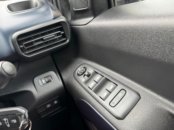 Used Peugeot Rifter 2023 for sale - 75391449: Photo 19
