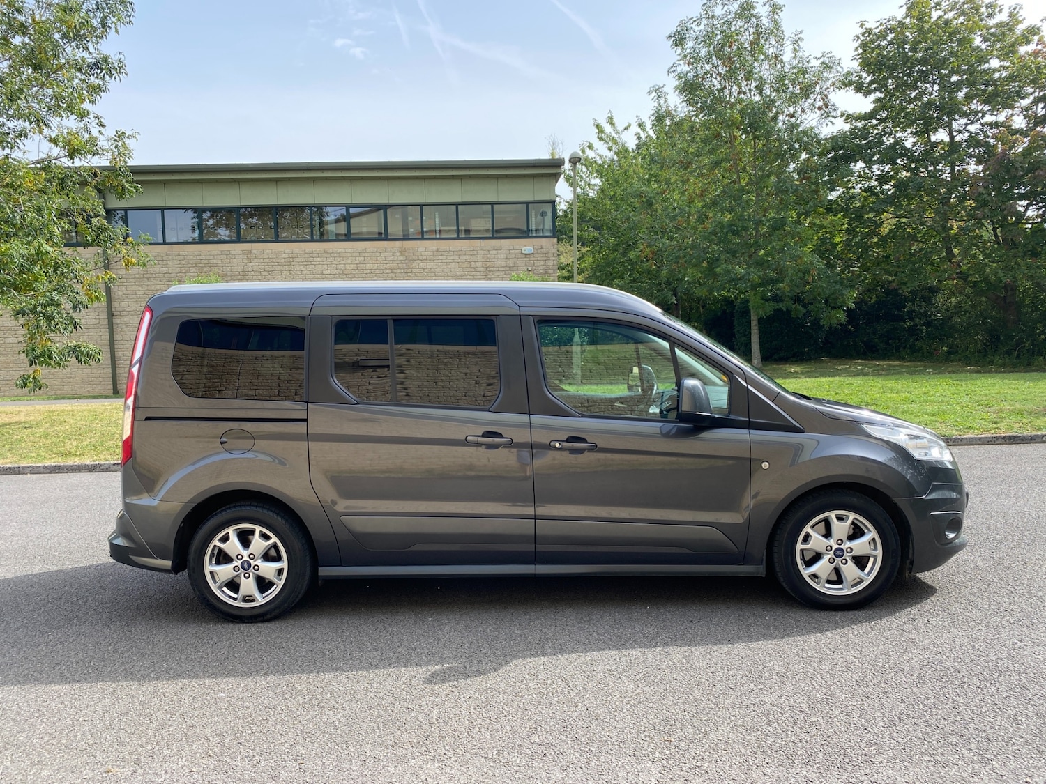 Used Ford Grand Tourneo Connect 2018 for sale - 78014661: Photo 10