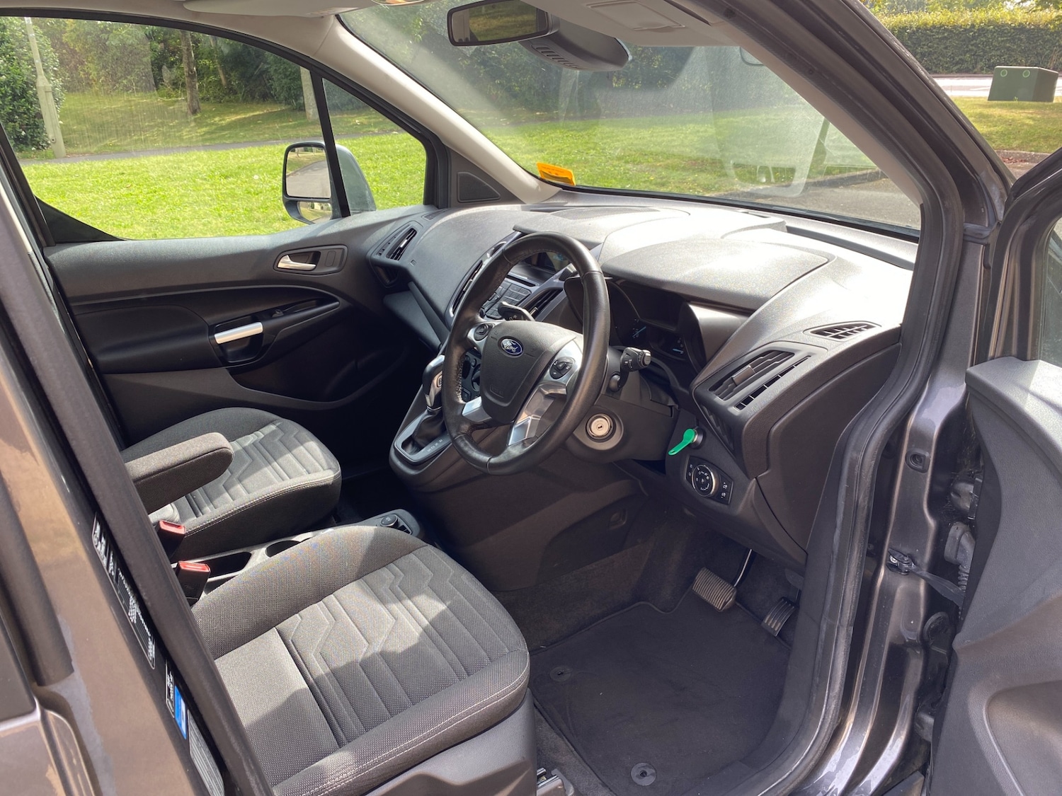 Used Ford Grand Tourneo Connect 2018 for sale - 78014661: Photo 11