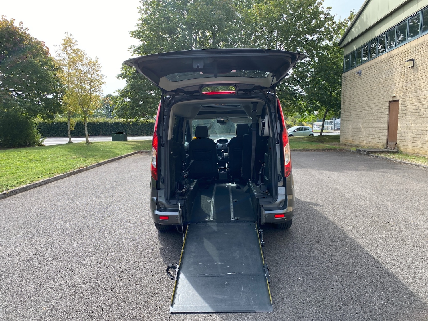 Used Ford Grand Tourneo Connect 2018 for sale - 78014661: Photo 18