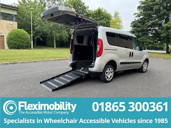 2018 (18) - 1.4 16V Easy 5dr Wheelchair Accessible Vehicle