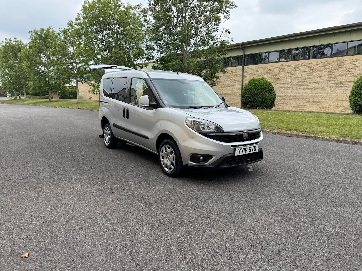 Used Fiat Doblo 2018 for sale - 76476996: Photo 2