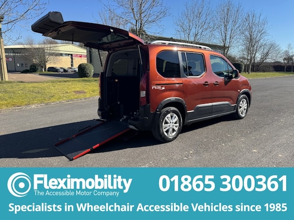 Used Peugeot Rifter 2019 for sale - 74072663: Photo 1