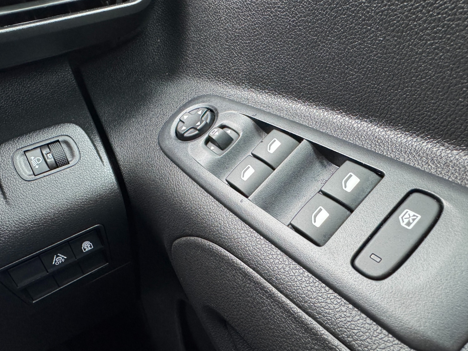 Used Citroen Berlingo 2024 for sale - 76505538: Photo 17