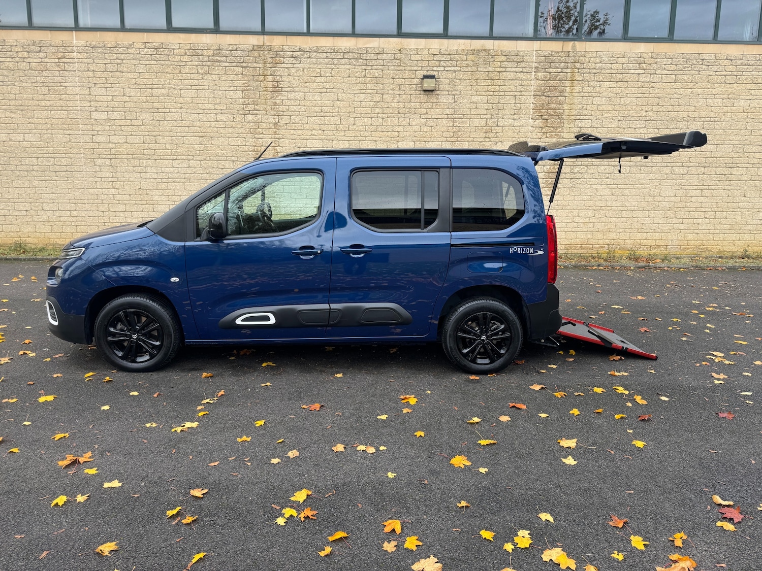 Used Citroen Berlingo 2024 for sale - 76505538: Photo 5