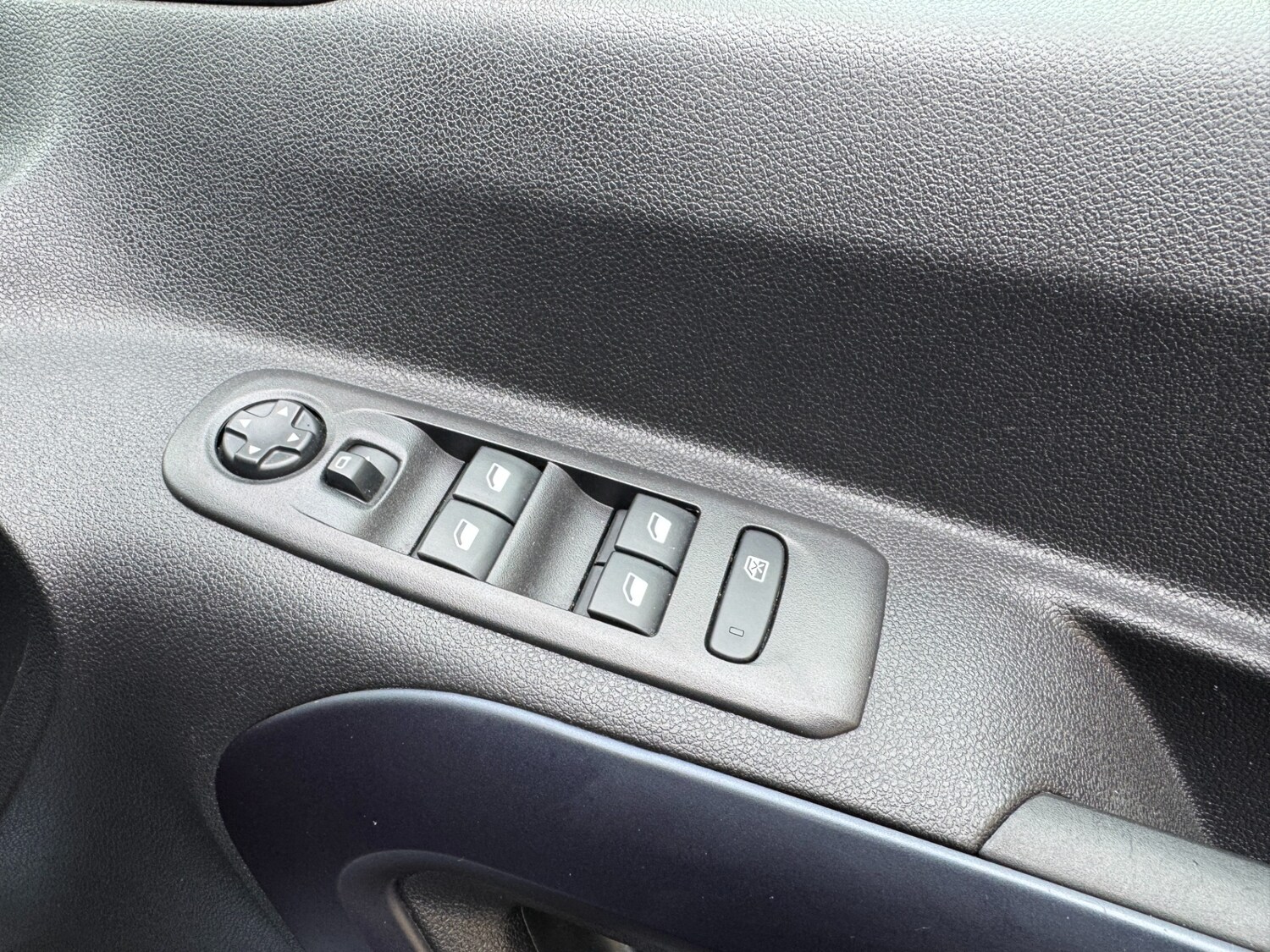 Used Peugeot Rifter 2019 for sale - 78079422: Photo 18