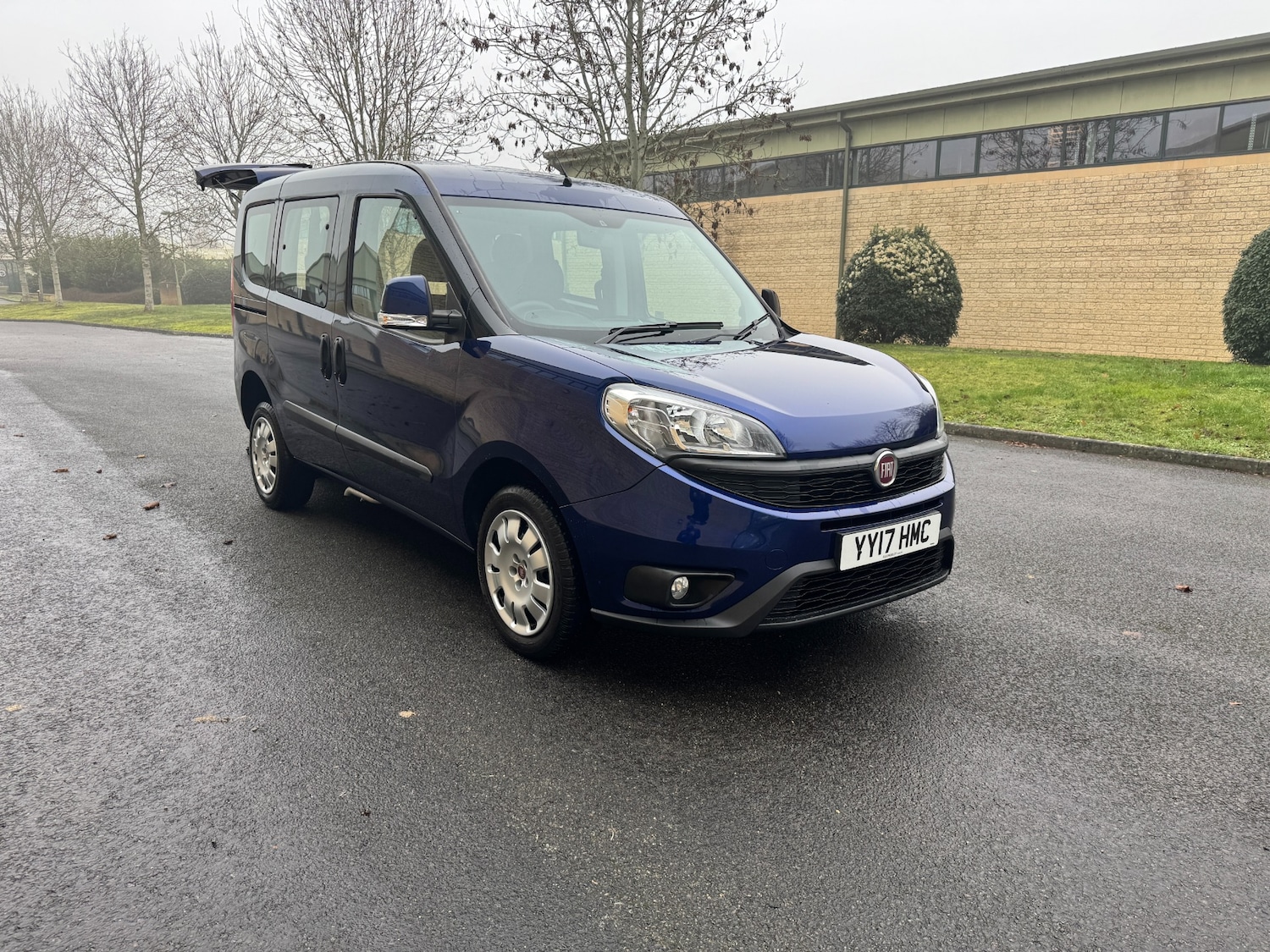 Used Fiat Doblo 2017 for sale - 77148262: Photo 2