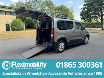 Used Peugeot Rifter 2024 for sale - 79296879: Photo