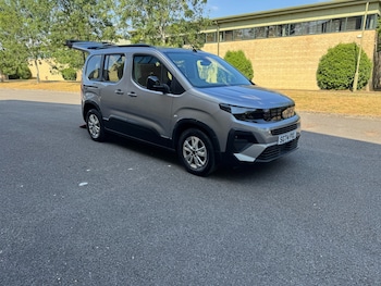 Used Peugeot Rifter 2024 for sale - 79296879: Photo