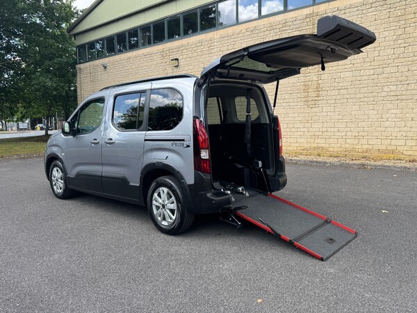 Used Peugeot Rifter 2024 for sale - 75095740: Photo 5