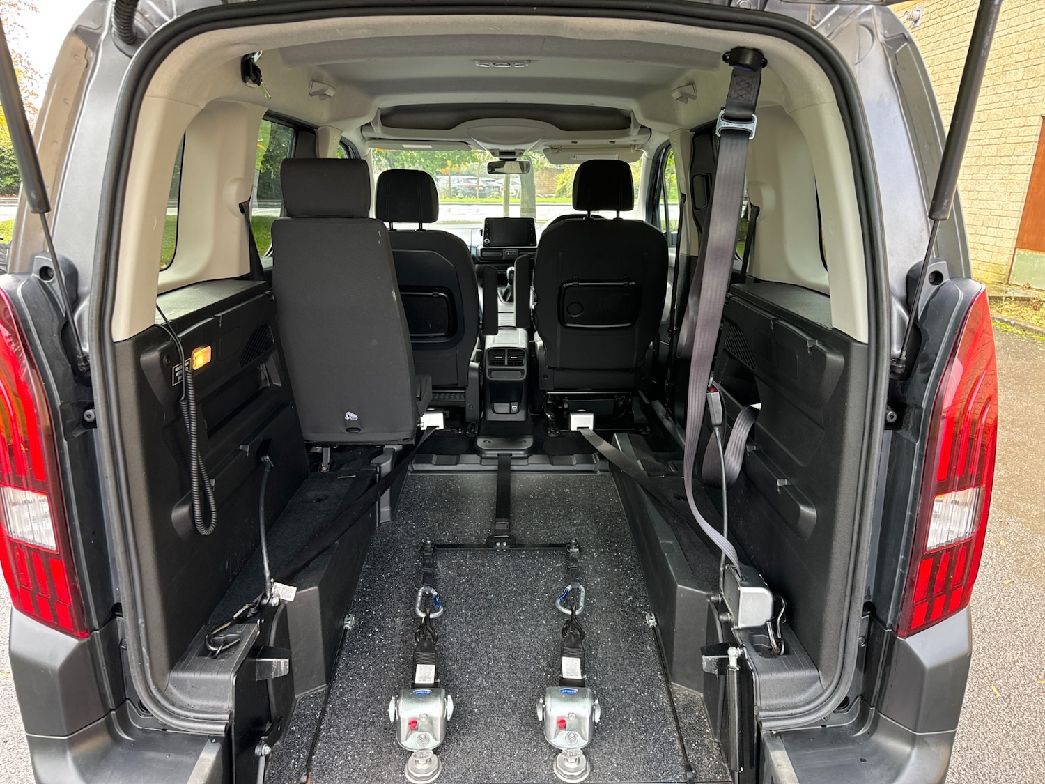 Used Peugeot Rifter 2019 for sale - 76143452: Photo 10