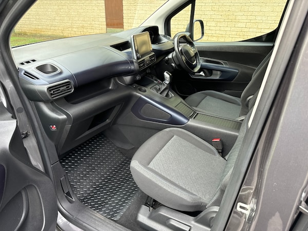 Used Peugeot Rifter 2019 for sale - 76143452: Photo 11