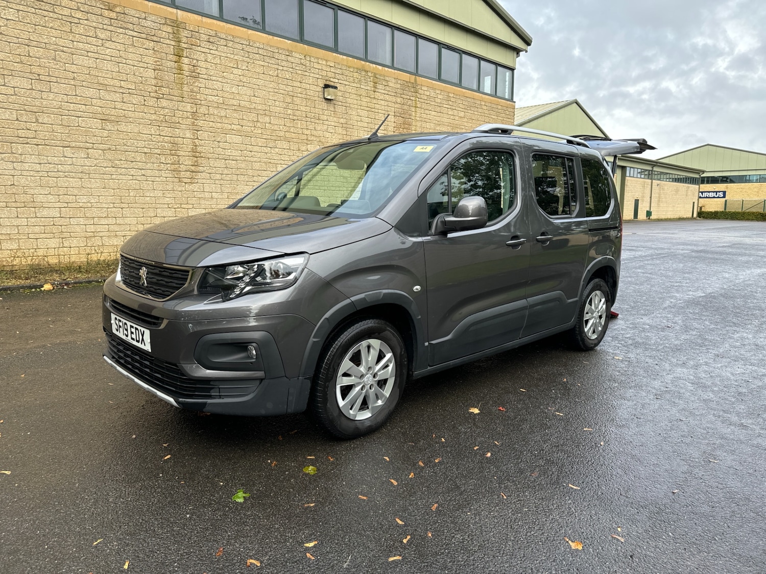 Used Peugeot Rifter 2019 for sale - 76143452: Photo 4