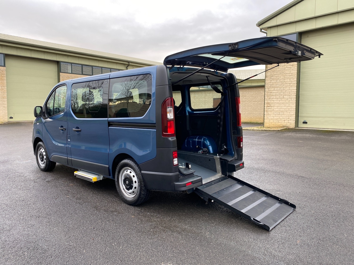 Used Vauxhall Vivaro 2016 for sale - 77490642: Photo 7