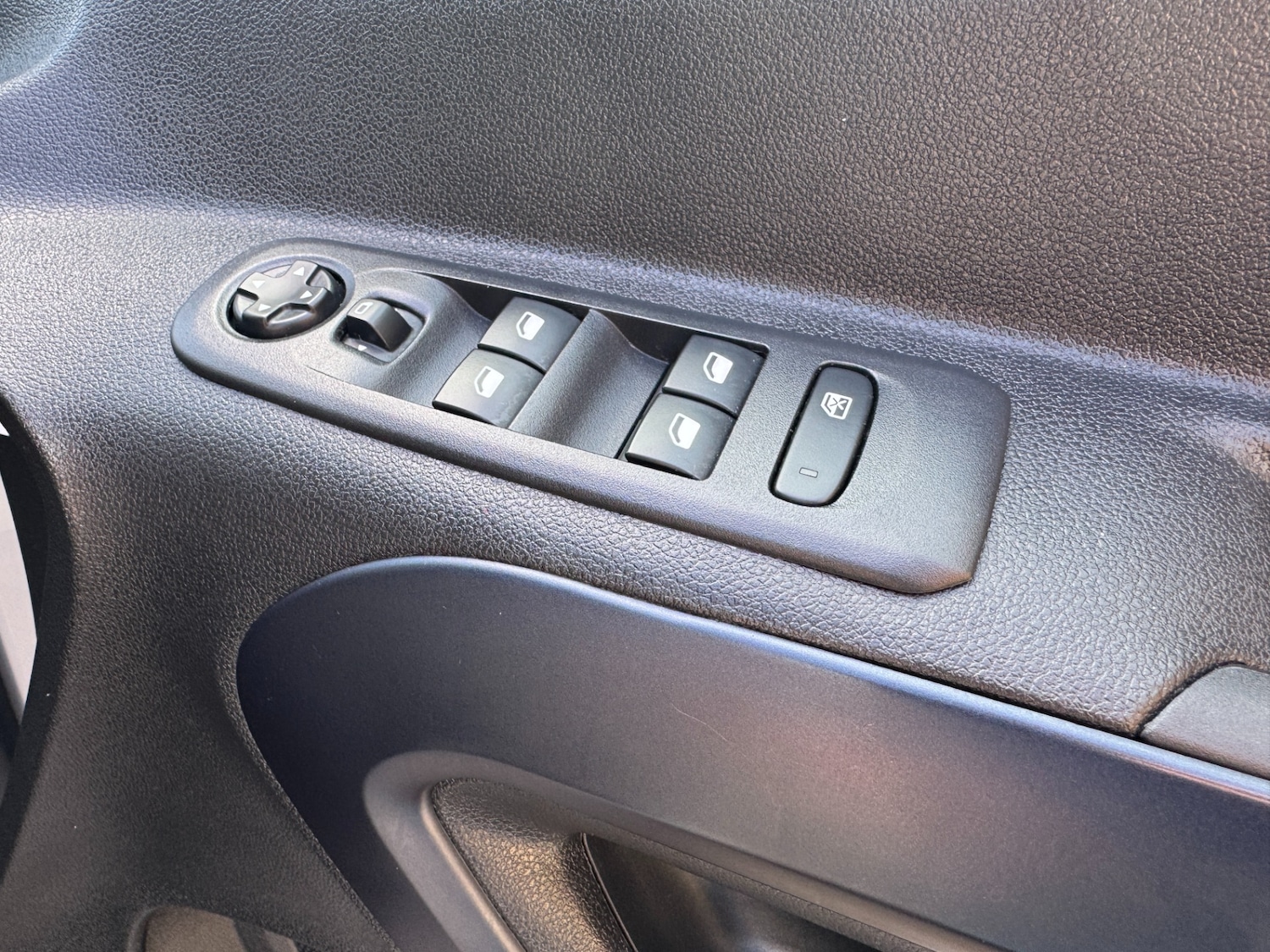 Used Peugeot Rifter 2019 for sale - 78027831: Photo 16