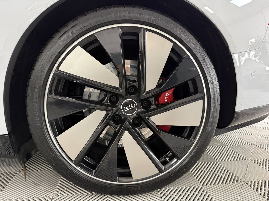 Used Audi RS e-tron GT 2021 for sale - 77384396: Photo 15