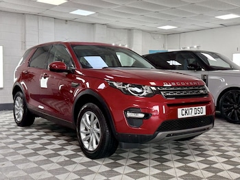 Used Land Rover Discovery Sport 2017 for sale - 75998692: Photo