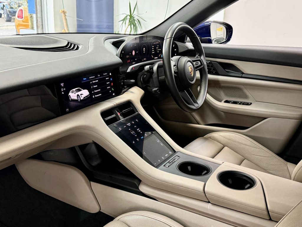 Used Porsche Taycan 2021 for sale - 78002956: Photo 30