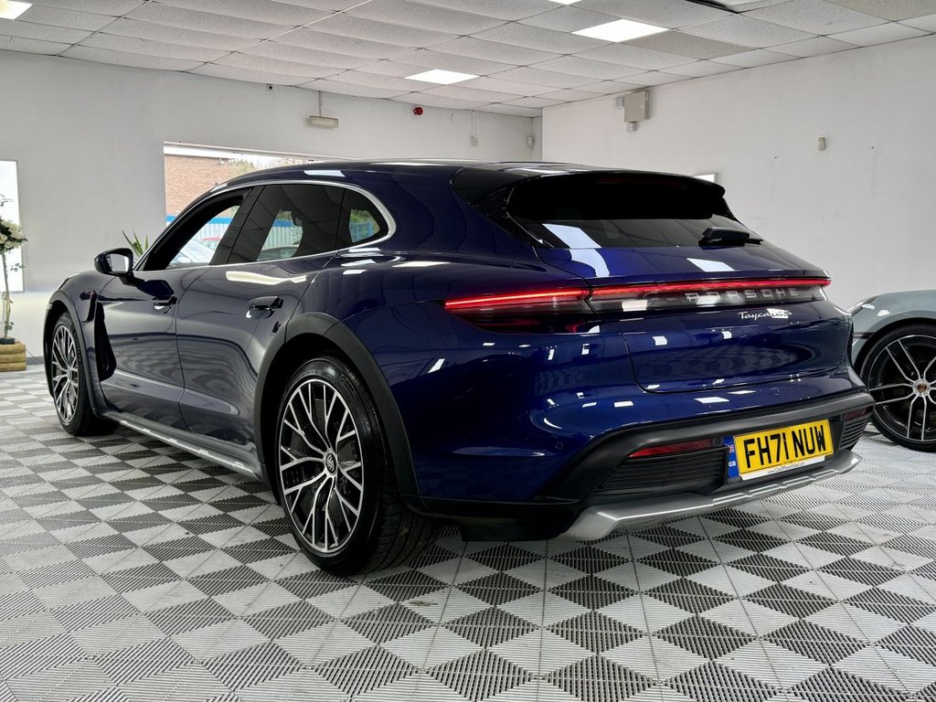 Used Porsche Taycan 2021 for sale - 78002956: Photo 9