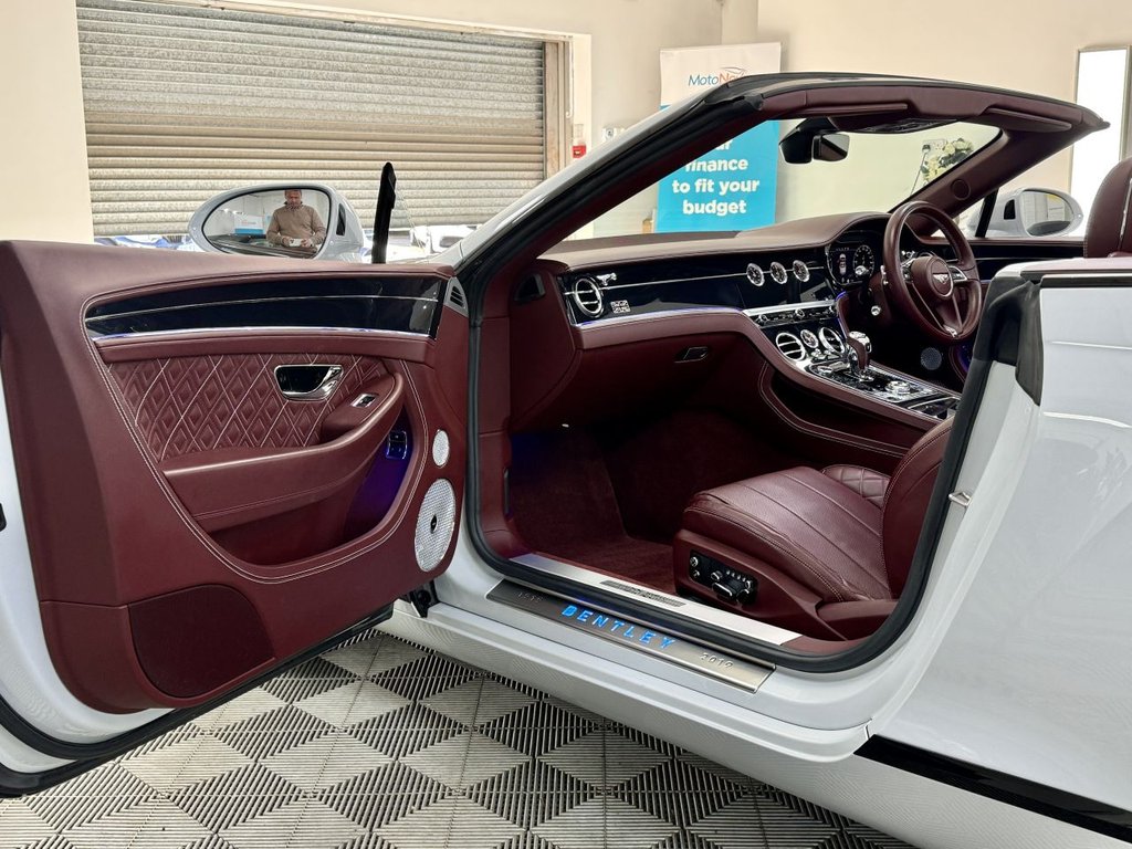 Used Bentley Continental 2019 for sale - 76582754: Photo 16