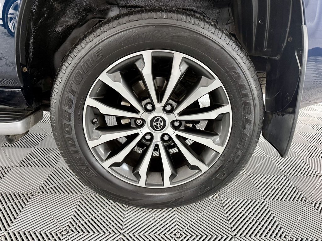 Used Toyota Land Cruiser 2019 for sale - 76430121: Photo 17