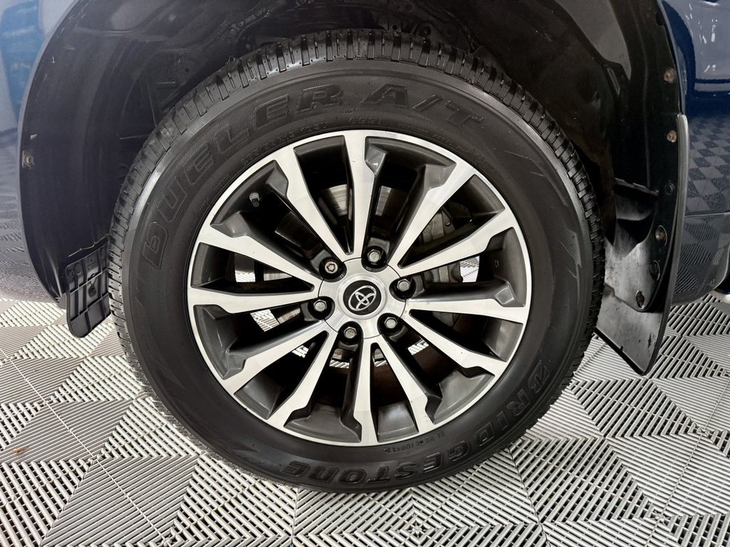 Used Toyota Land Cruiser 2019 for sale - 76430121: Photo 18