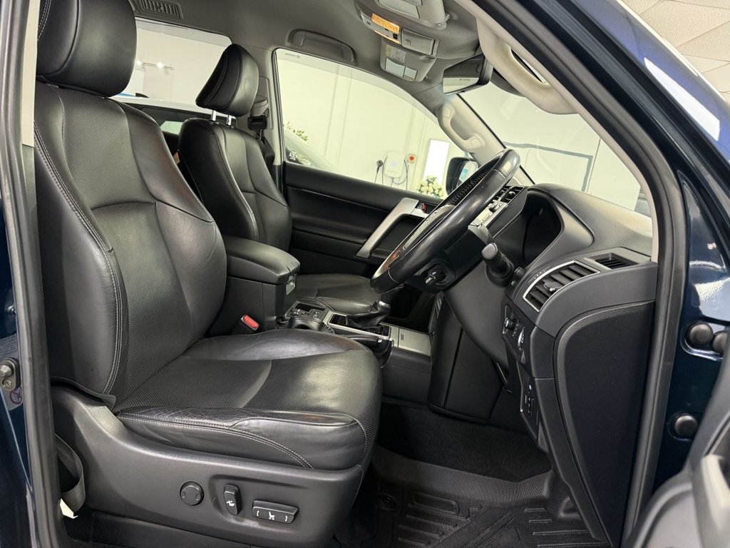 Used Toyota Land Cruiser 2019 for sale - 76430121: Photo 30
