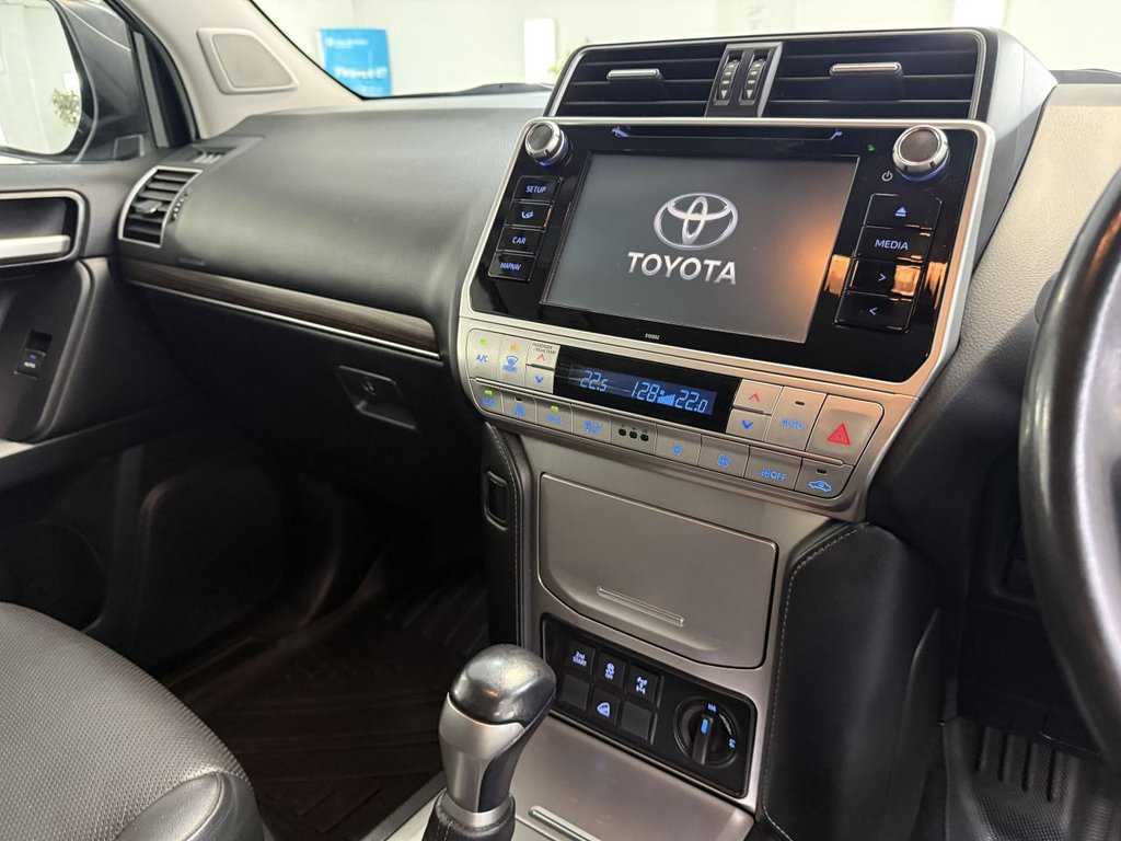 Used Toyota Land Cruiser 2019 for sale - 76430121: Photo 36