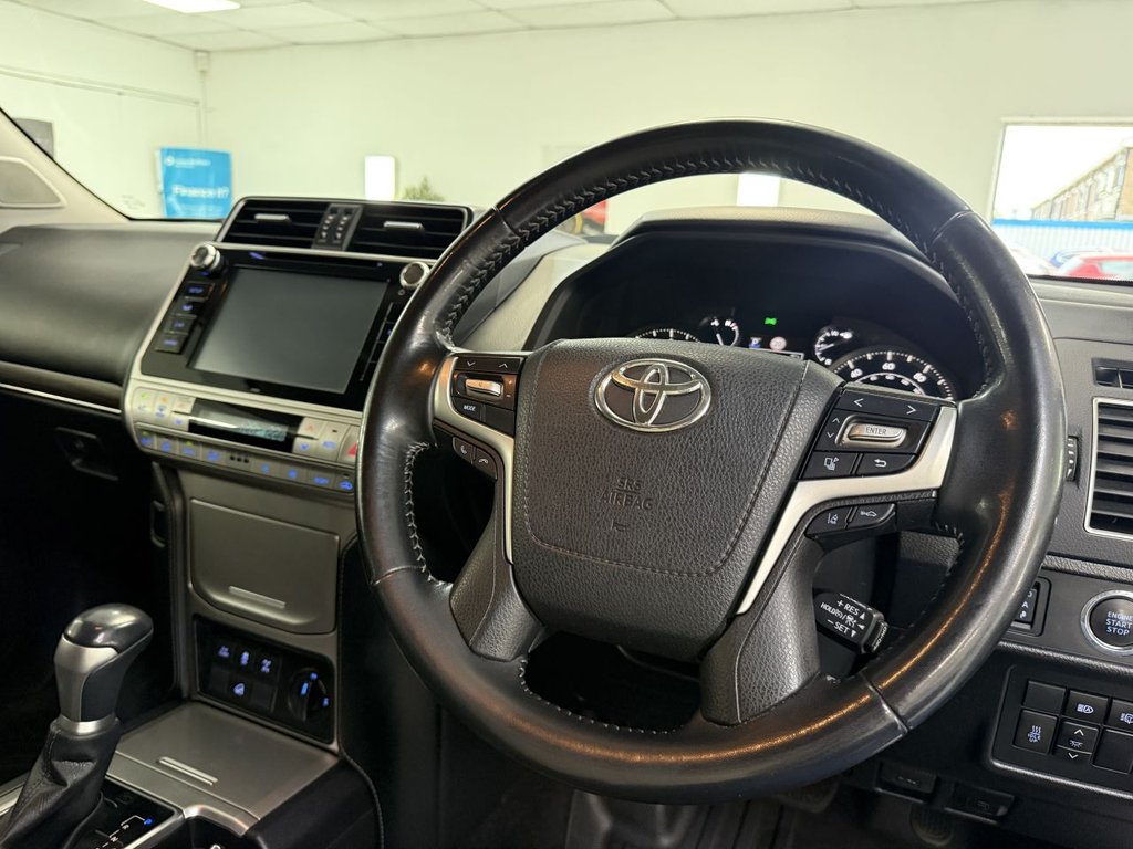 Used Toyota Land Cruiser 2019 for sale - 76430121: Photo 37