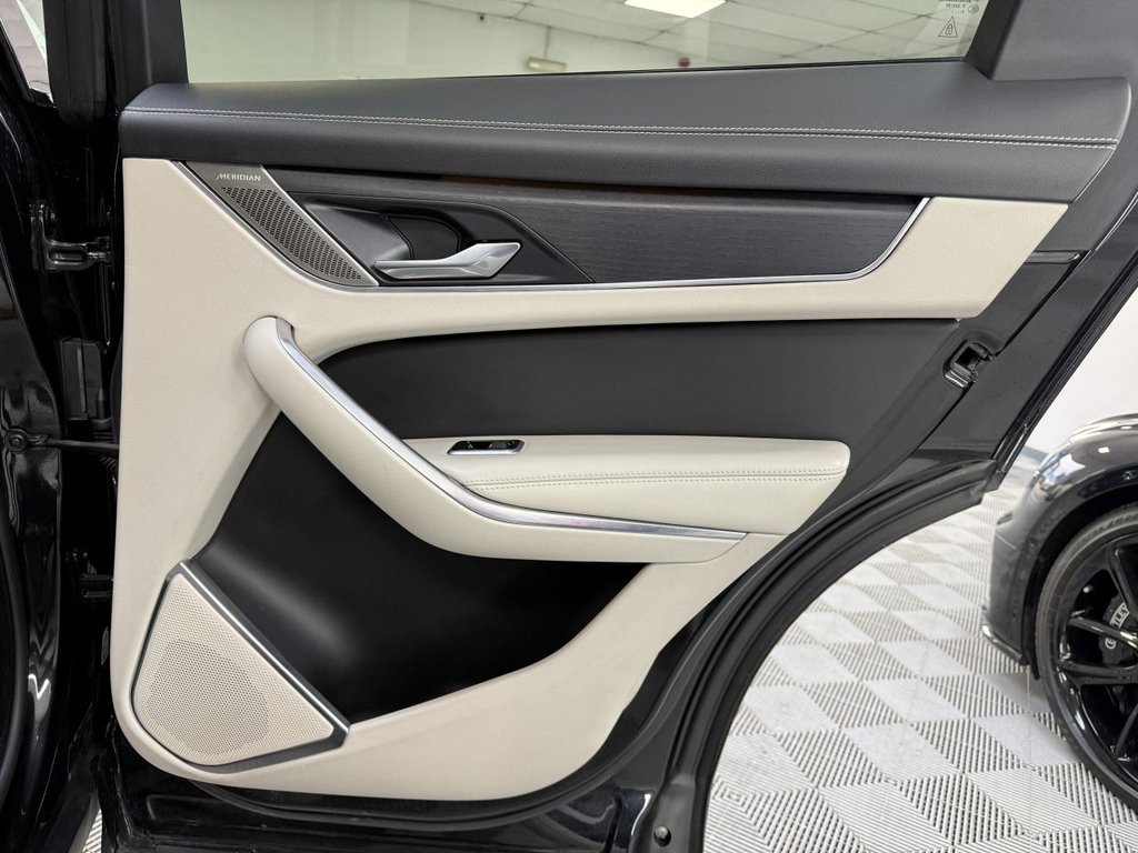 Used Jaguar F-Pace 2021 for sale - 77608965: Photo 24