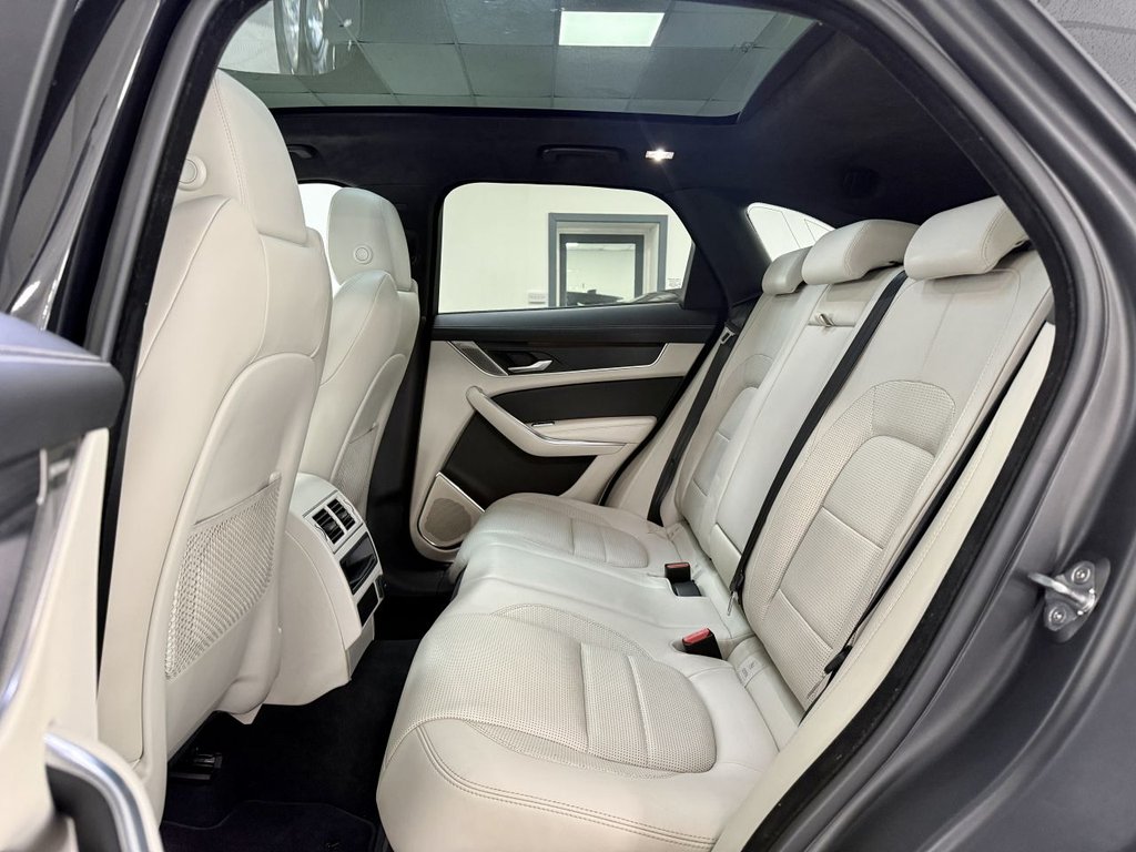Used Jaguar F-Pace 2021 for sale - 77608965: Photo 29