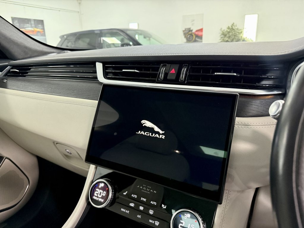 Used Jaguar F-Pace 2021 for sale - 77608965: Photo 44