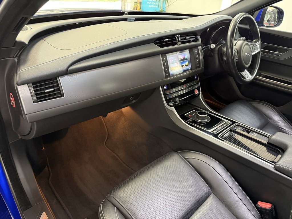 Used Jaguar XF 2017 for sale - 77007496: Photo 31